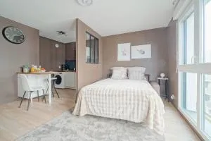 Proche Métro 5 et tram, parking, résidence neuve - 博比尼