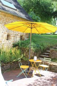 Les Bambous, avec piscine, tennis et lac privatif