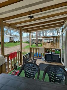 Appartements MOBIL - HOME 2 6p Bois de Bayadene : photos des chambres