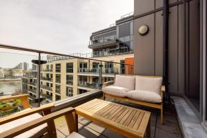 The Riverside Residence - 3BDR with Balcony