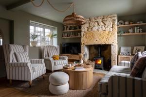 Broadway Scandi Chic Authentic Cottage