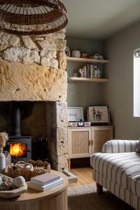 Broadway Scandi Chic Authentic Cottage