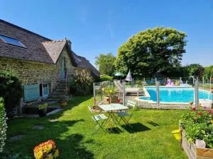 Chambres d'hôtes avec piscine - Rédené