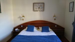 Hotels Hotel De La Mer : photos des chambres