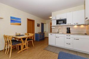 Yachthafenresidenz-Wohnung-9309-906