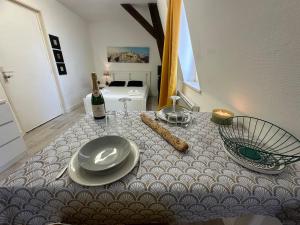 Appartements Calvaire charmant studio renove proche gare : photos des chambres