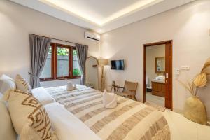 Sunterra 3- Luxurious 3BR Villa in Canggu with Pool