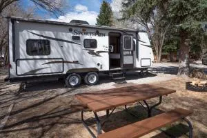 Snowy Peaks RV Park - Abbeyville