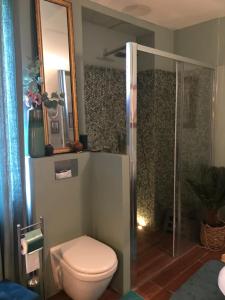 B&B / Chambres d'hotes LE PRESBYTERE : Chambre Deluxe