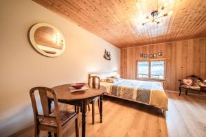 Appartements Gite La Ferme de la plaigne : photos des chambres