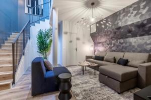 Opera # Louvre # PalaisRoyal # Académiefrançaise # AC