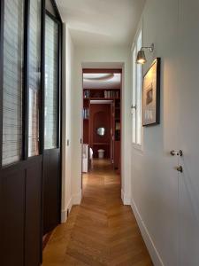 LAtelier 35 with view of Montmartre