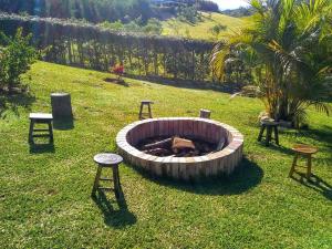 La Esperanza, Mesa de los santos