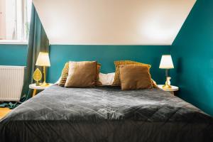 Exclusive 2 floor design studio