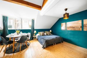 Exclusive 2 floor design studio