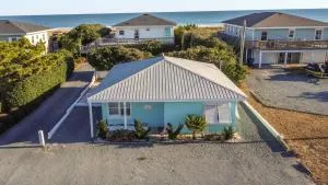 The Pink Flamingo - Topsail Beach