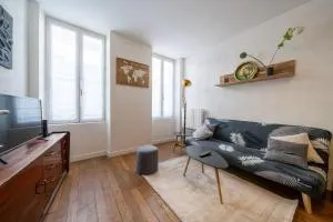 Cocon Poyol Studio Bois, Wifi en Hyper Centre - 蒙布舍叙尔雅布龙