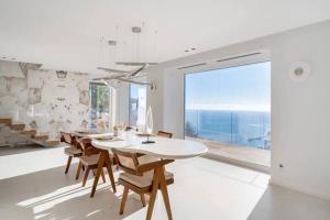 Villa de luxe avec vue panoramique sur la mer et Monaco