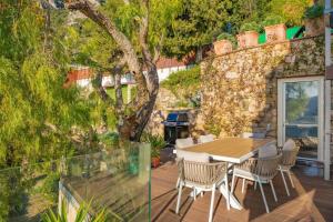Villas Villa de luxe avec vue panoramique sur la mer et Monaco : photos des chambres