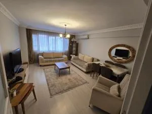 3+1 , historical elevator, warm house next to sea - Karataş