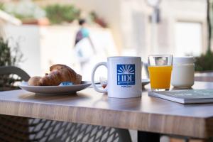 Hotels Logis Hotel de France : photos des chambres