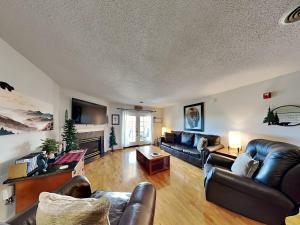 Top O the Pines Whispering Pines 253