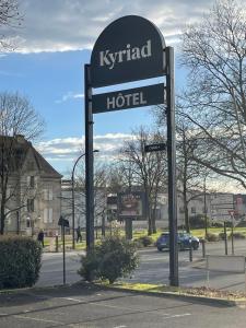 Hotels Hotel Restaurant Kyriad Brive Centre : photos des chambres