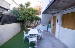 Appartements Charmante Maison de village Clim et Wifi : photos des chambres