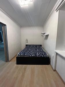 Bright and cozy flat in Rummu, 35 min to Tallinn