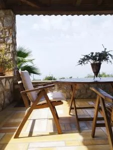 Stone House Villa - Platsa Mani - Nomitsís