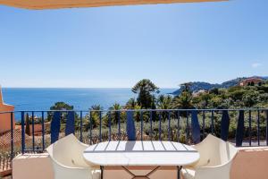 LEvasion Luxury Apartment Stunning Sea View - Swimming Pool - Parking