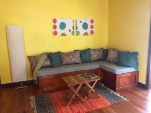 Stunning Jungle Refuge Close to Town