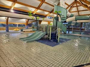 Lake Escape - Hoburne Cotswolds