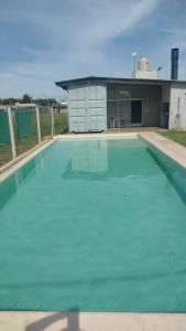 quincho con pileta en arroyo seco