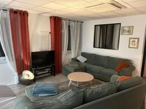 Appartement deux chambres centre ville - Donchery