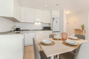 RentitSpain - Playa Granada - TRM 4 Playa, Golf y Montaña