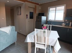 Maisons de vacances  L-instant Nid d-ou  , Spa et Luxe Intime : photos des chambres