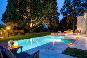 Astarte Villas - Anantara Villa with Pool