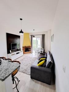 Duplex c lareira nas montanhas