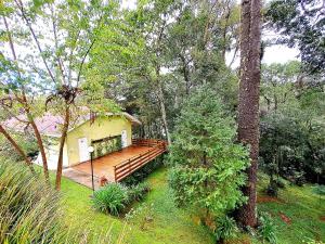 Duplex c lareira nas montanhas