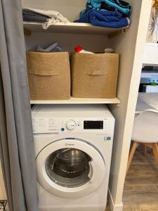 Appartements Dernier etage avec garage, piscines et tennis : photos des chambres