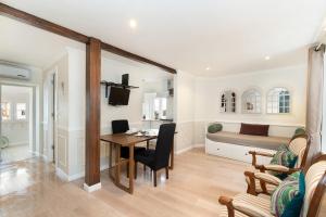 Sintra Old Town-Palace Views