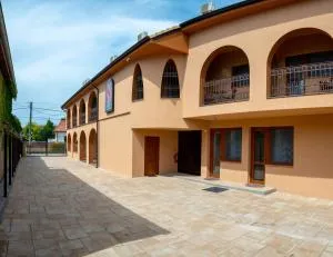 Scarlett Pension & Restaurant - Ekel