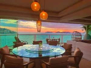 Depa de Lujo frente a Playa en Bahía de ACA - Sin Daños por OTIS-JOHN - Icacos