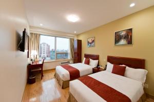 Standard Double Room room in Asiatic Hotel - Flushing