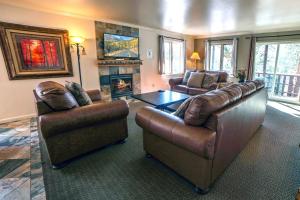 Fawn Valley Inn- 275 condo