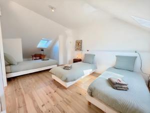 HérouVillers - Bright duplex in Hypercentre & Beach a stones throw away