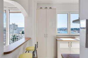 TO-DO Bridge Center SEA VIEW