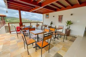 Maravilhosa casa com piscina em Capitólio-MG