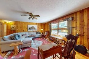 Soaring Pines Lakeside - Phillips